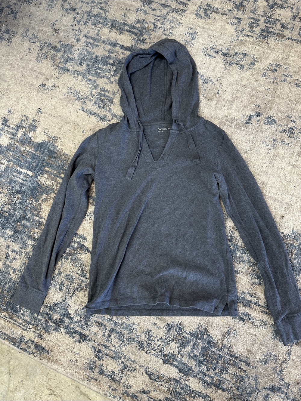 GAP Charcoal Gray Hooded Long Sleeve Pullover